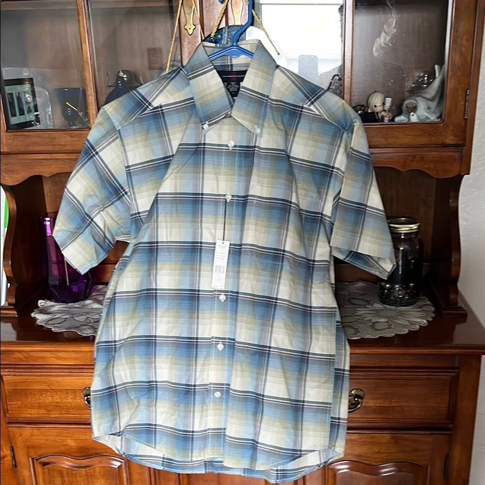 Men's Blue Plaid Short Sleeve Shirt